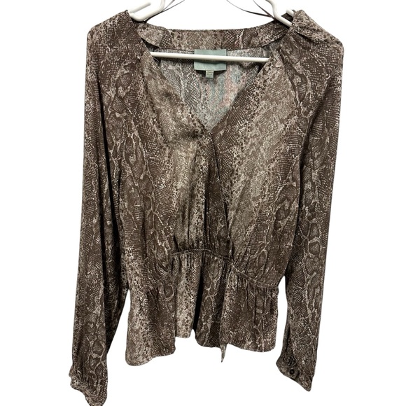 Skies Are Blue Snakeskin Print Wrap Style Long Sleeve Lightweight Blouse Medium - Picture 7 of 10